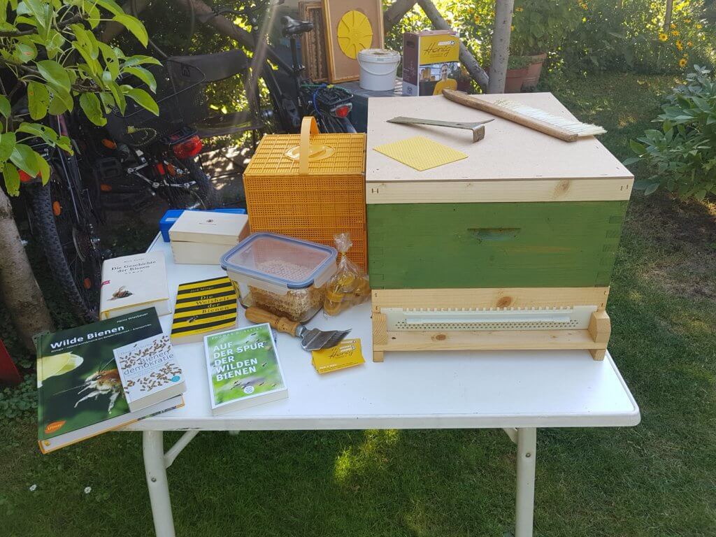 Tag des offenen Bienenstocks bei Praterhonig